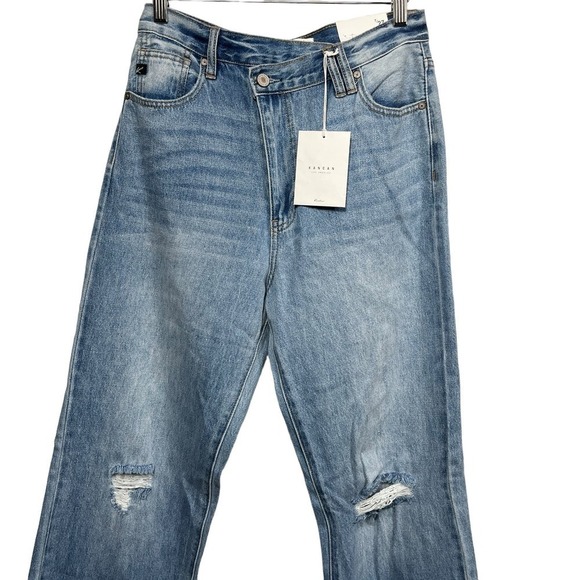 NWT Women’s KanCan 90’s Wide Leg Straight Jeans - Picture 3 of 9